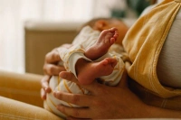 Lý do trẻ 3 tuổi ăn vào là bị nôn, không tiêu & giải pháp